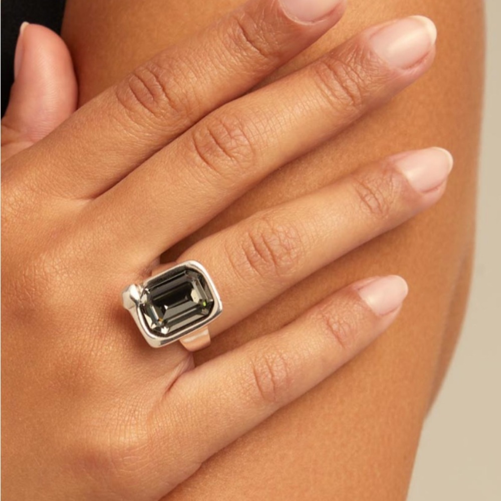 *Rectangular shape ring with gray crystal - Picture 2 of 10